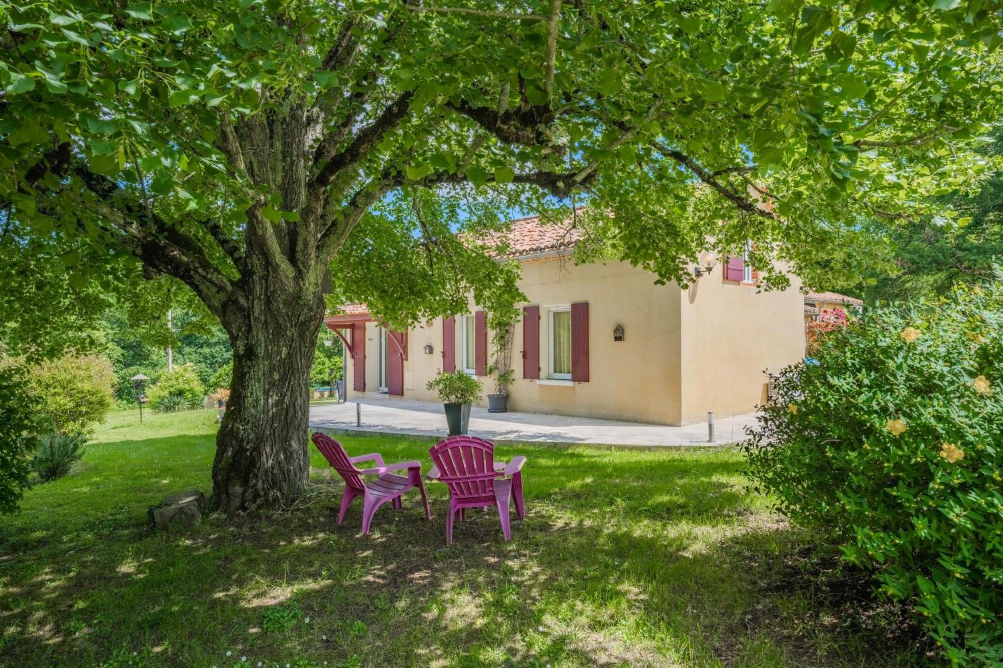 Gites La Bakenia Villeneuve-sur-Lot Ngoại thất bức ảnh