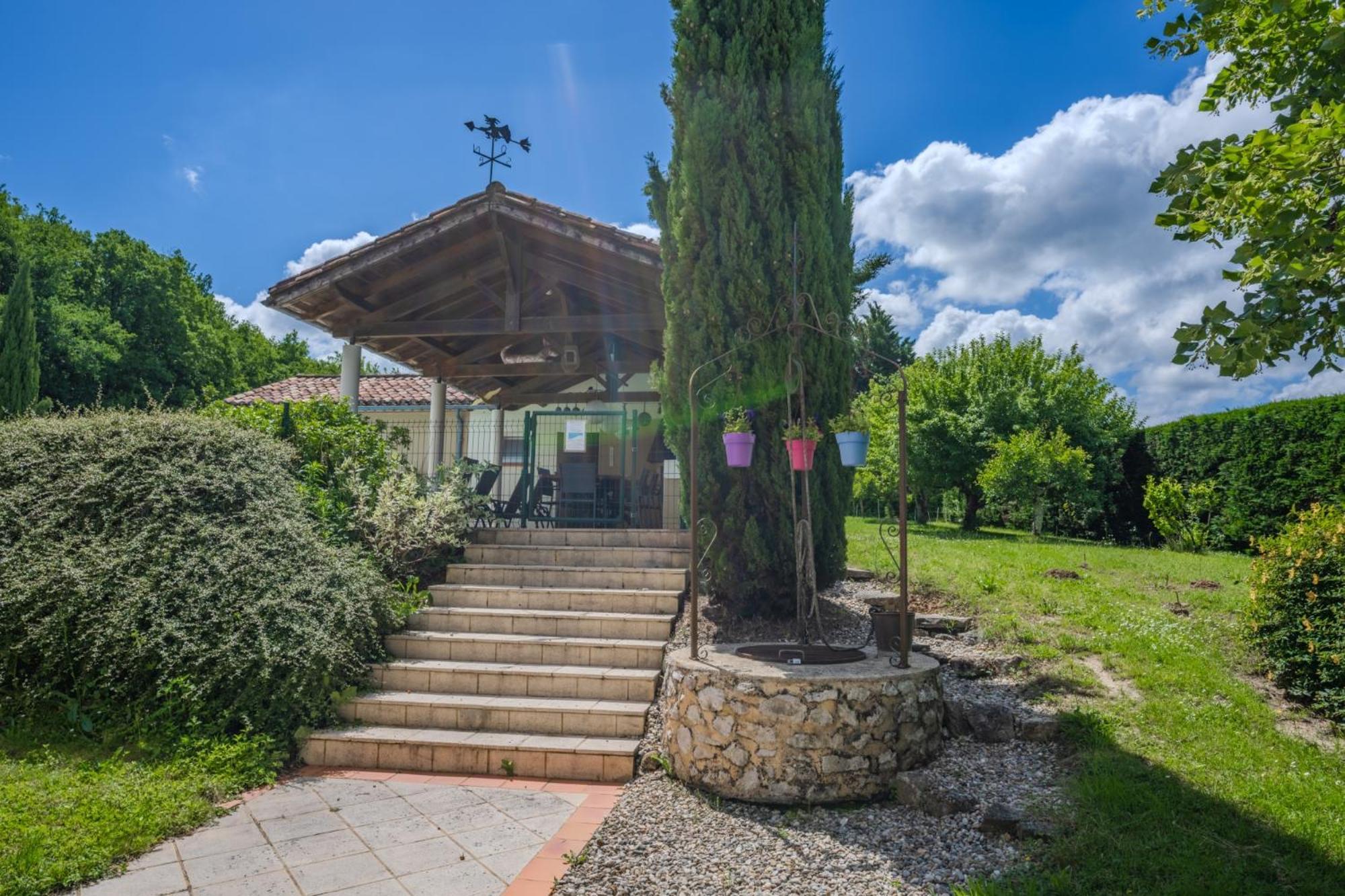 Gites La Bakenia Villeneuve-sur-Lot Ngoại thất bức ảnh